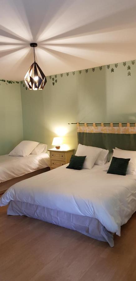 Bleu Bonheur Bed & Breakfast Dennevy Bagian luar foto