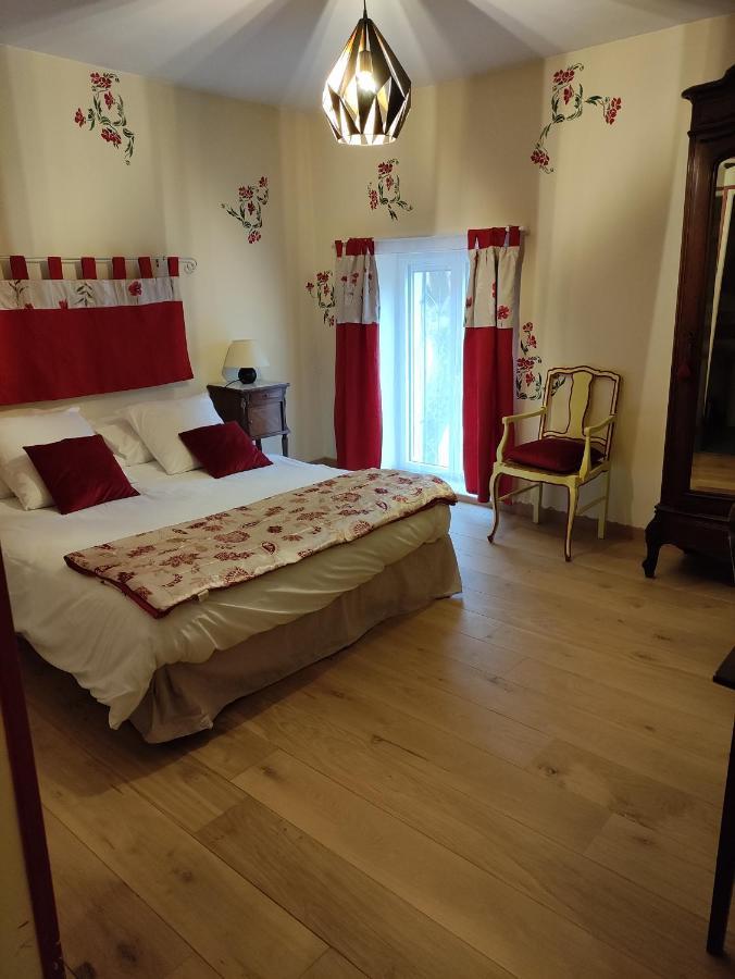 Bleu Bonheur Bed & Breakfast Dennevy Bagian luar foto